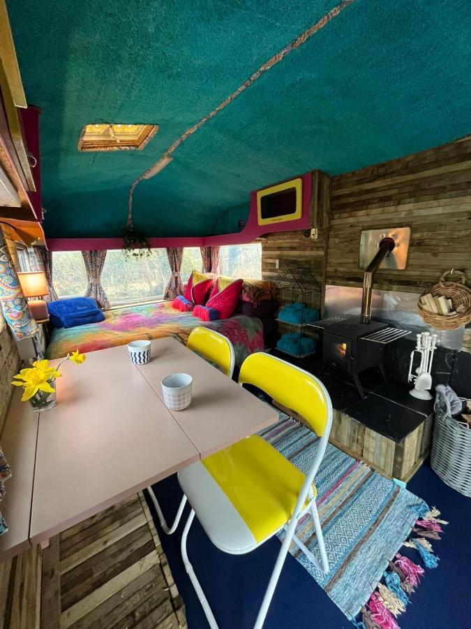 Budget Stay, In Lovely Private Setting With Rustic Charm, Log Burner, Fire Pit, Campers Kitchen & Eco Loo No Bedding Supplied นาร์เบิร์ธ ภายนอก รูปภาพ