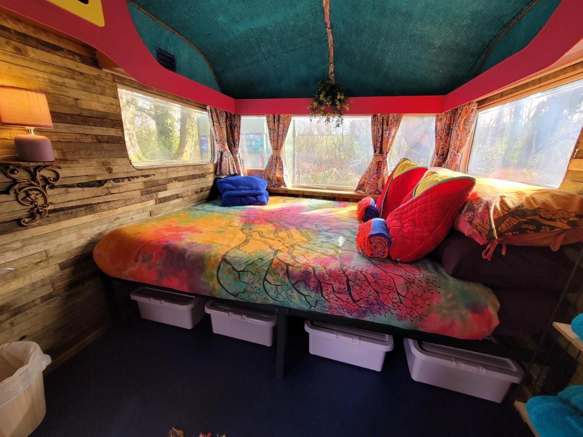 Budget Stay, In Lovely Private Setting With Rustic Charm, Log Burner, Fire Pit, Campers Kitchen & Eco Loo No Bedding Supplied นาร์เบิร์ธ ภายนอก รูปภาพ