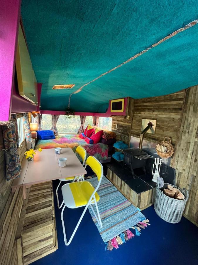 Budget Stay, In Lovely Private Setting With Rustic Charm, Log Burner, Fire Pit, Campers Kitchen & Eco Loo No Bedding Supplied นาร์เบิร์ธ ภายนอก รูปภาพ