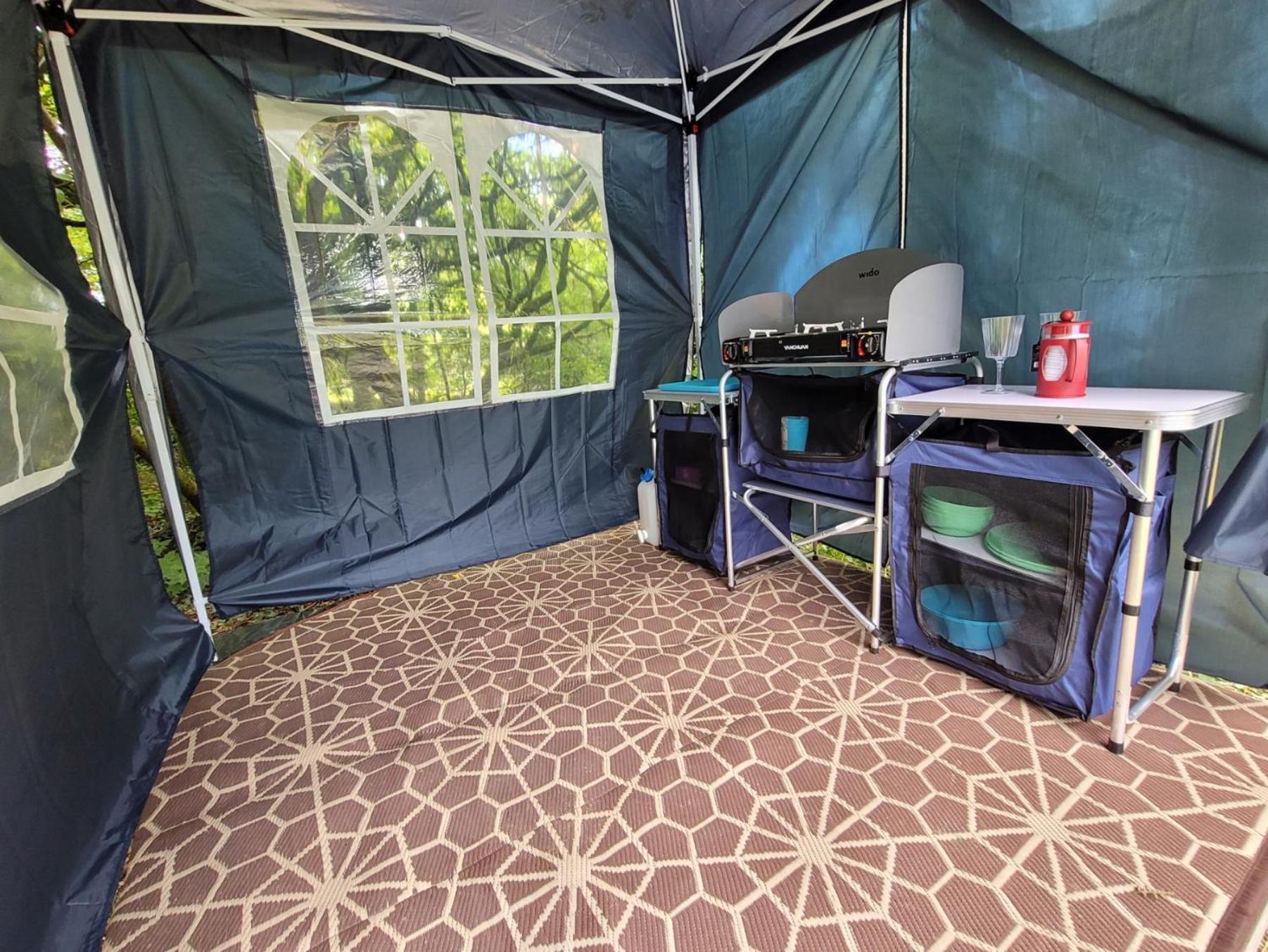Budget Stay, In Lovely Private Setting With Rustic Charm, Log Burner, Fire Pit, Campers Kitchen & Eco Loo No Bedding Supplied นาร์เบิร์ธ ภายนอก รูปภาพ